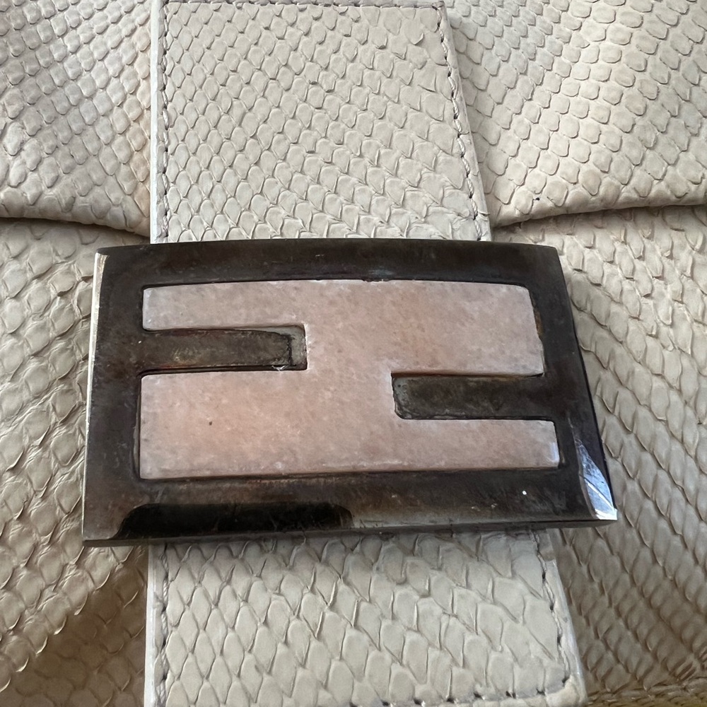 Fendi Snakeskin Baguette Bag - Picture 5 of 14